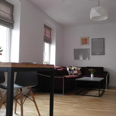 Stylowy 2-pokojowy 5 Min. Od Rynku شقة فروتسواف