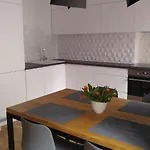 Stylowy 2-pokojowy 5 Min. Od Rynku Apartment