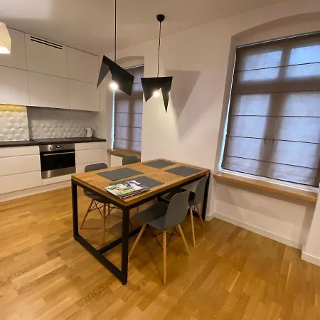 Stylowy 2-pokojowy 5 Min. Od Rynku *